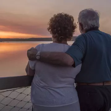 Cum să ai o căsnicie solidă - sfaturile soților care sunt împreună de 84 de ani