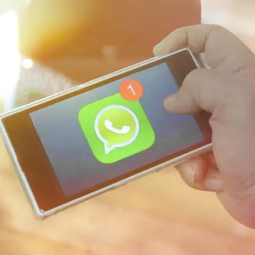 Cum poți să citești mesajele de pe WhatsApp fără să se vadă că le-ai citit