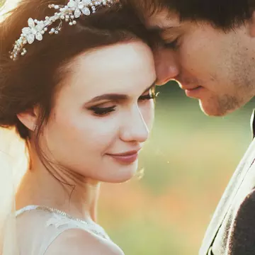 7 semne ca el este bărbatul cu care trebuie să te măriți