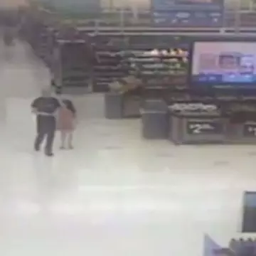 Momentul în care o fetiță de 8 ani este răpită. A fost violată și ucisă cu sânge rece