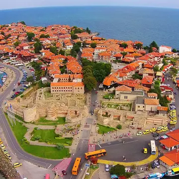 (P) 3 motive să vizitezi Nessebar în vacanța de 1 Mai