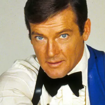 Roger Moore a murit. Actorul se lupta cu o boală grea