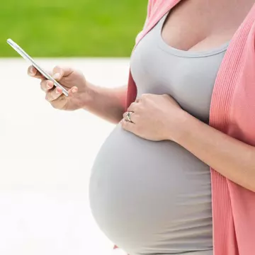 Reacția neașteptată a unei femei când a aflat că iubitul ei a lăsat însărcinată o altă fată