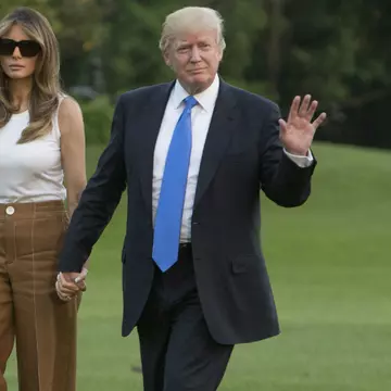 Cu cine seamană tatăl Melaniei Trump? Asemănarea este izbitoare!