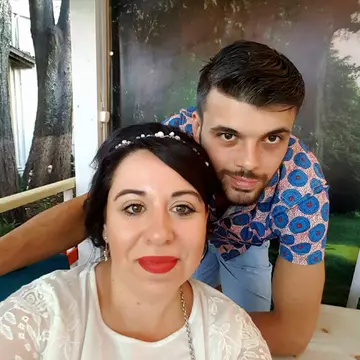 Oana Roman pune la punct lumea mondenă, din 16 noiembrie. Vedeta va avea propria emisiune