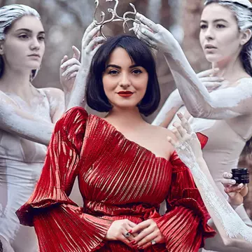 Ana Morodan, supranumită și “contesa digitală”, va fi gazda unei emisiuni matrimoniale