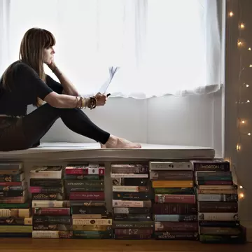 Scriitoarea Kate Morton și poveștile de familie