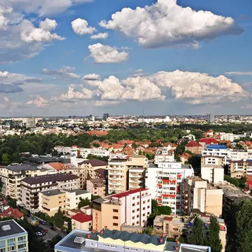 Imobiliare.ro: Ce s-a întâmplat cu prețurile locuințelor în primul semestru din 2017?