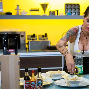 Diana de la "Insula iubirii" revine pe micul ecran