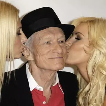 A murit Hugh Hefner, fondatorul Playboy