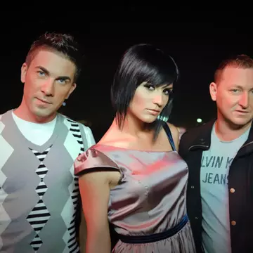 Membrii trupei DJ Project, grav răniţi într-un accident de maşină