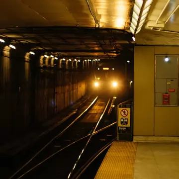 Explozie la metrou, în Londra