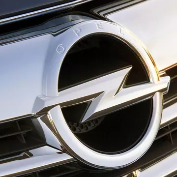 Opel anunță schimbări noi la Paris! Vezi transmisiunea live!