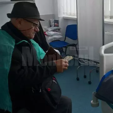 Un bătrân de 83 de ani a vizitat-o la spital pe preoteasa Maria Gavril
