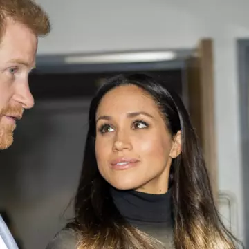 Prințul Harry și Meghan Markle, primele fotografii oficiale care marchează logodna