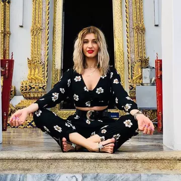 Exclusiv! Cum se distrează Alina Eremia în Thailanda