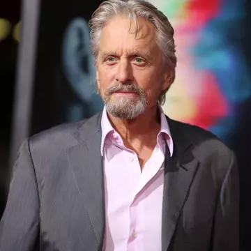Michael Douglas, acuzat de hărţuire sexuală