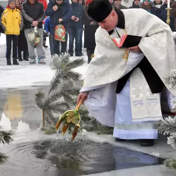 Boboteaza 2021. Tradiții și obiceiuri vechi la Botezul Domnului