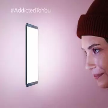 Tu ești dependentă de telefonul tău mobil?