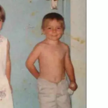 Unul din cei mai tineri criminali ai lumii sfidează familia victimei, postând pe Facebook