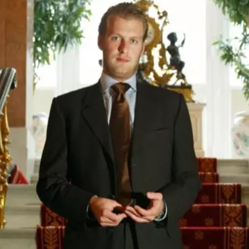 Prinţul Carlos Patrick de Hohenzollern s-a sinucis. Se afla pe linia de succesiune la tronul României