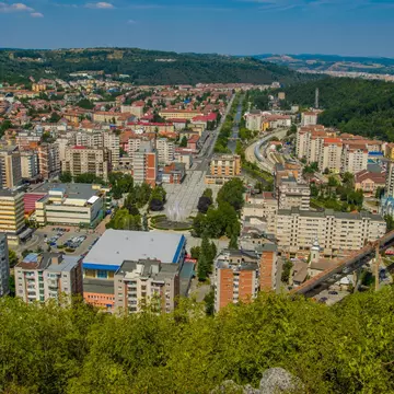 Orașul din România unde se trăiește cel mai rău. Ce oraș se află la polul opus