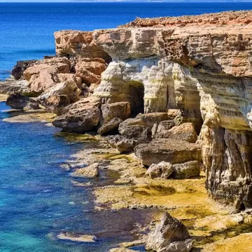 (P) Descoperă Larnaca – perla Ciprului de Sud