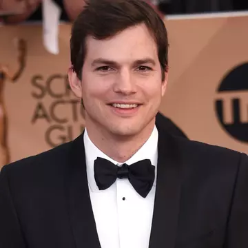 Metoda epuizantă, dar igenioasă pe care a folosit-o Ashton Kutcher pentru a trece peste divorţul de Demi Moore
