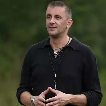 Cum arată soția lui Cosmin Cernat, prezentatorul emisiunii "Exatlon"