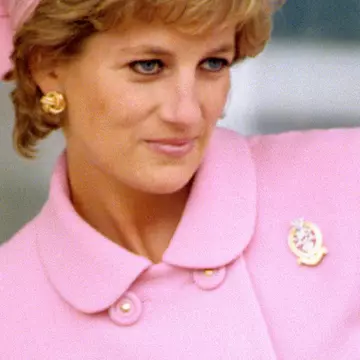 Prinţesa Diana a avut o relaţie cu un cântăreţ celebru. Fostul ei majordom a dezvăluit secretul