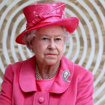 Regina Elisabeta nu o place pe Meghan Markle: „Nu este genul de mireasă pe care și-o dorea pentru Harry”