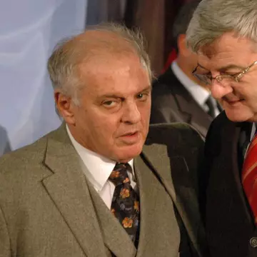 Celebrul dirijor Barenboim returnează Premiile Echo