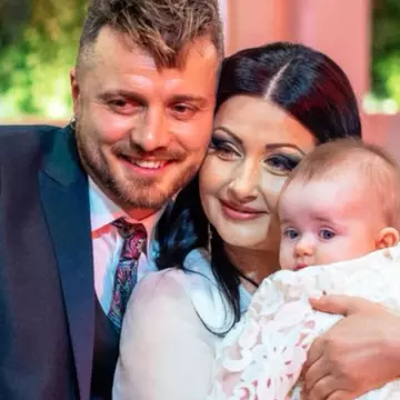 Gabriela Cristea și Tavi Clonda și-au botezat fetița. Imagini de la eveniment