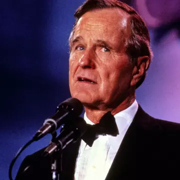 Fostul preşedinte american, George H.W Bush, internat la terapie intensivă