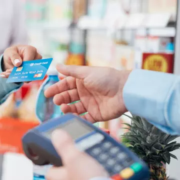 Prima țară din lume care nu mai folosește banii cash