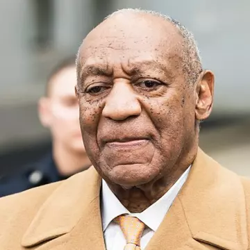 Actorul Bill Cosby riscă 30 de ani de închisoare. A fost găsit vinovat de agresiune sexuală