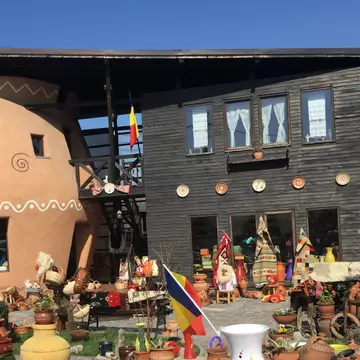 Povestea oalei uriașe din Horezu