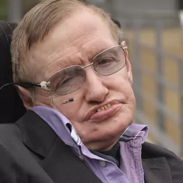 Ultimul act caritabil al lui Stephen Hawking: A plătit pentru o masă festivă pentru 50 de oameni fără adăpost