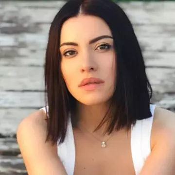 EXCLUSIV! Dieta pas cu pas cu care se menține în formă Nicoleta Nucă