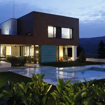 Ce facilități oferă o „casă inteligentă” și cât costă o astfel de proprietate în România