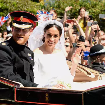 Două fotografii cu Meghan Markle, făcute la o distanță de 22 de ani, virale pe Twitter. FOTO