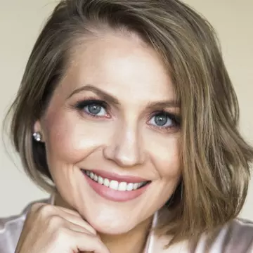 Mirela Vaida: „Plâng pentru că mă gândesc la fetiţa mea“