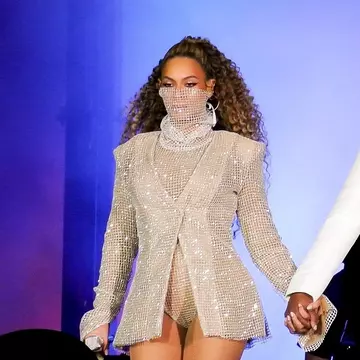 Beyonce și Jay-Z, pictorial sexy pentru promovarea turneului lor