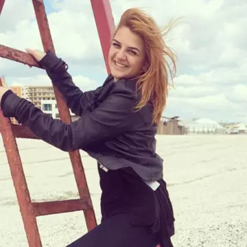 Sabina, fiica lui Oreste, este însărcinată