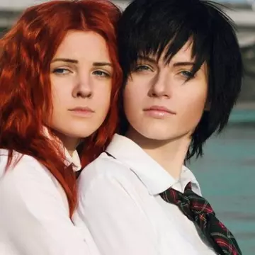 Cum arată astăzi fetele din trupa t.A.T.u. Făceau furori în urmă cu 20 de ani