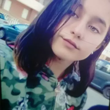 O fată de 13 ani a dispărut de acasă. Mesajul Poliției Române
