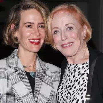 Actrița Sarah Paulson are o relație cu o femeie cu 32 de ani mai în vârstă