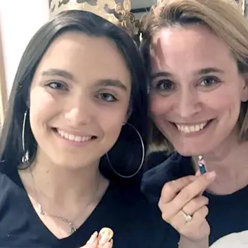 Alexia Eram și-a surprins părinții făcând dragoste. Andreea Esca, vizibil rușinată