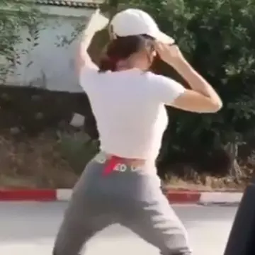 Tânără, arestată în Arabia Saudită după ce a participat la o provocare virală VIDEO