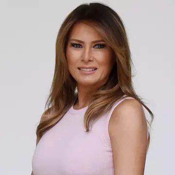 Melania Trump, grădinărit cu stil. Ce ținută a purtat Prima Doamnă a Americii